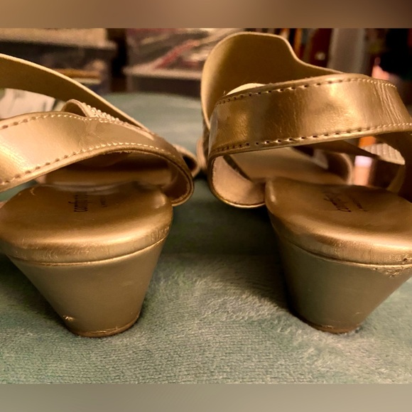 Comfort Plus by PREDICTIONS™ gold rhinestone sandals. - Picture 10 of 12